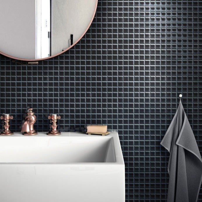 1x1 Black Tile