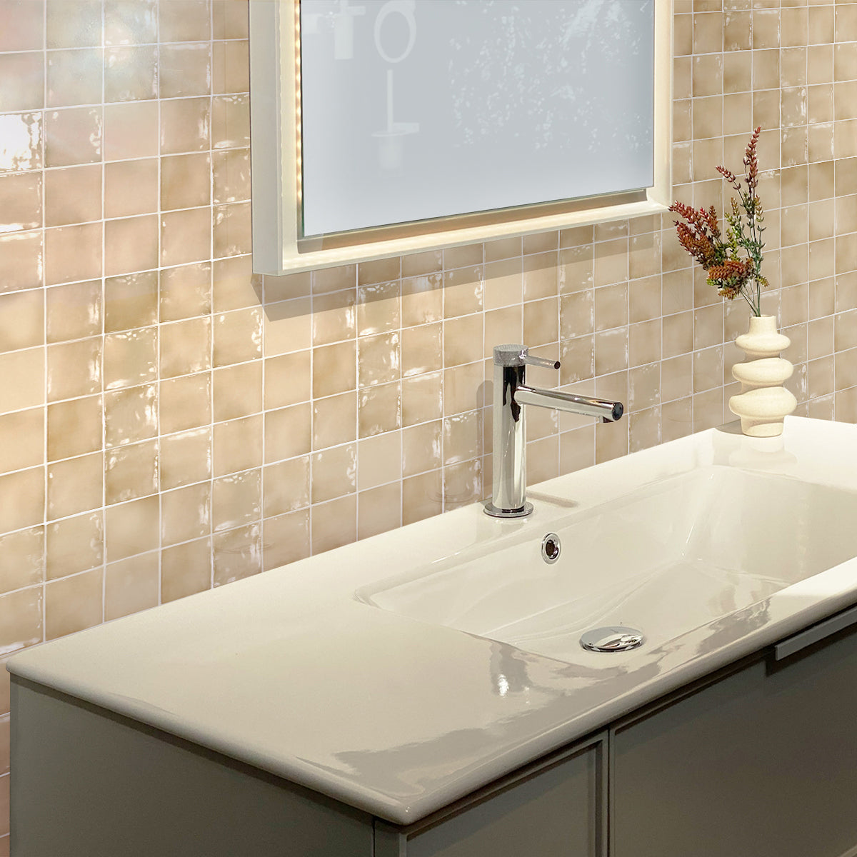 4x4 Silken Beige Square Tile