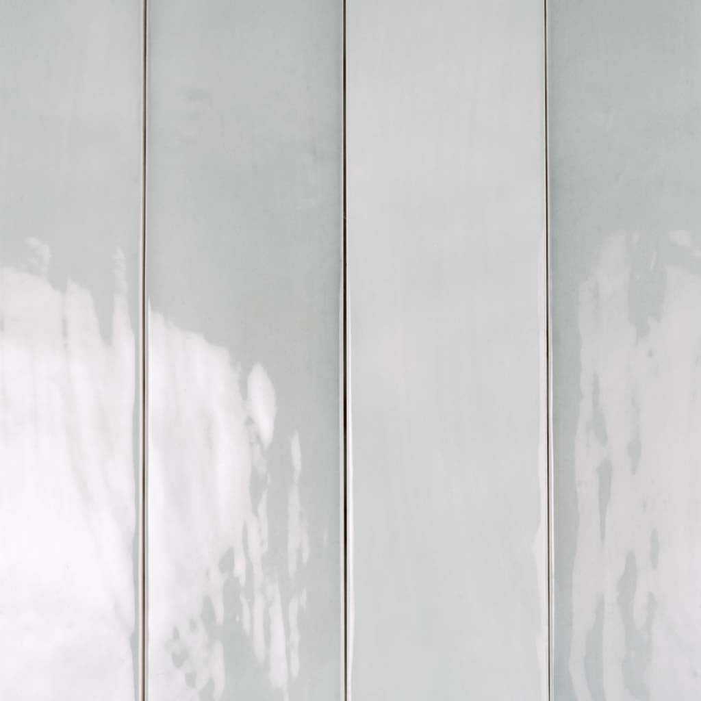 Benjamin Moore Smoke 2.6x16 Glossy Ceramic Subway Tile (38 pack, 10.76 sq ft/case) - Sample