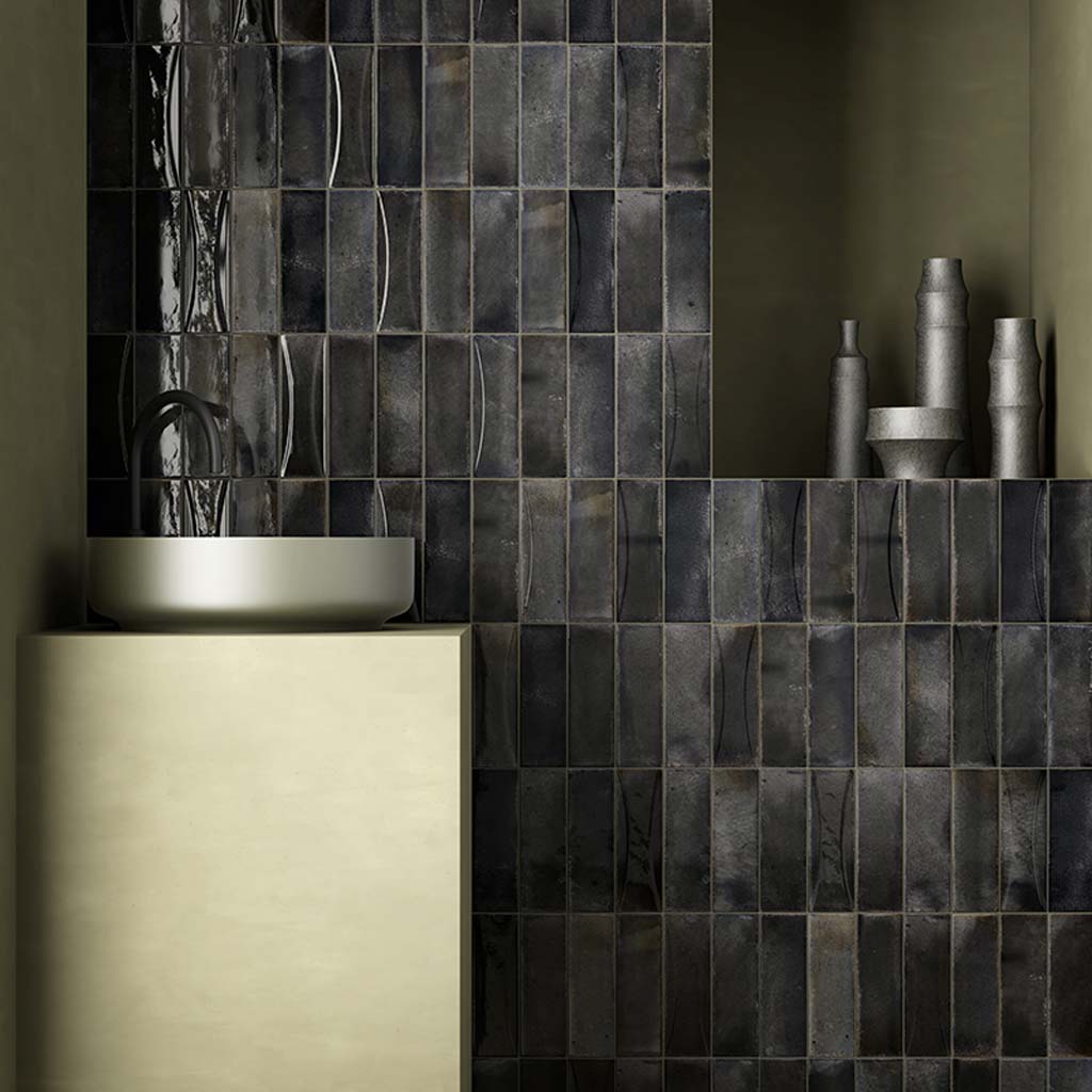 38 pack Antiek 2.58 in. x 7.9 in. Glossy Black Ceramic Subway Wall Tile (5.38 sq ft/case) - Sample