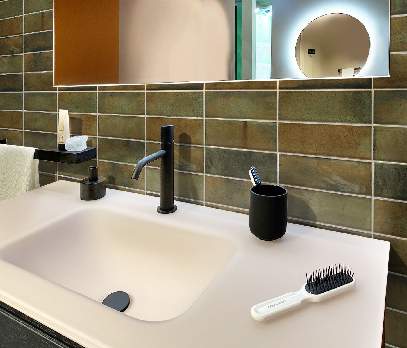 Green Glossy Ceramic Subway Tile