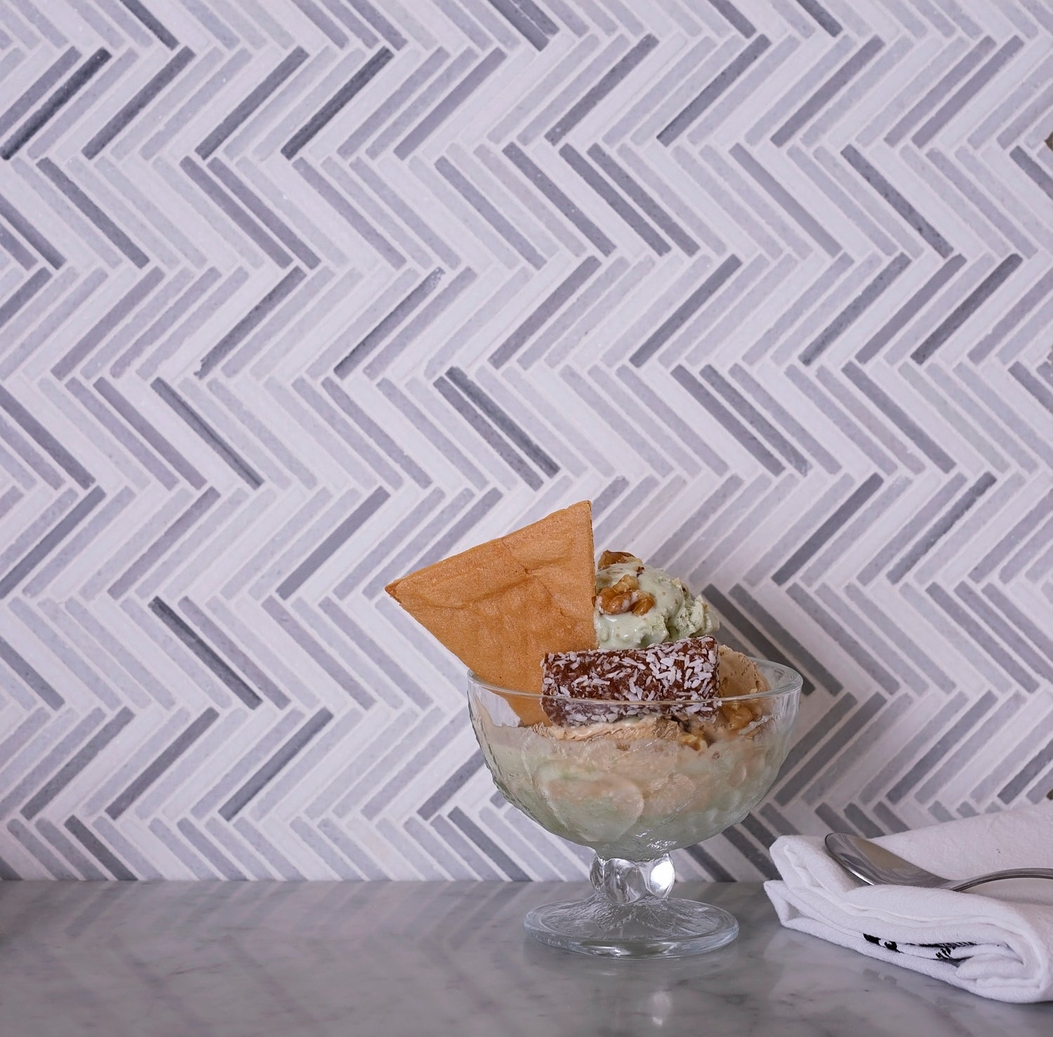 White, Gray 11x11 Polished Equator Marble Herringbone Mosaic tile (5 pack, 4.35 sq ft/case)