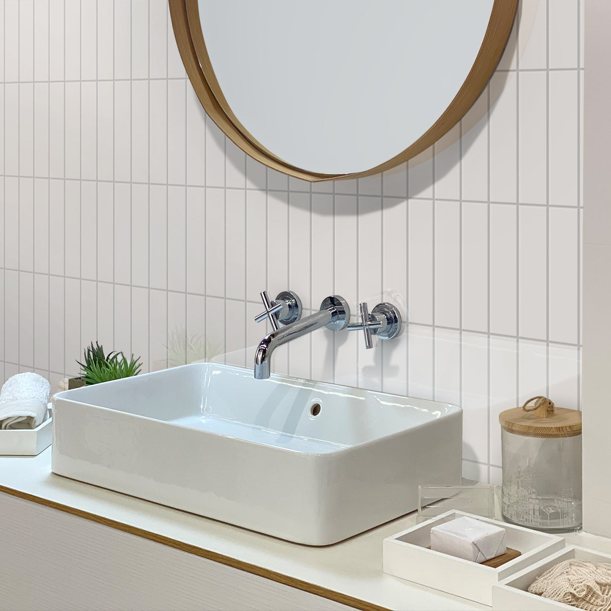 White 2x8 Glossy Ceramic Subway Tile (35 Cases, 226.1 sqft/Pallet)
