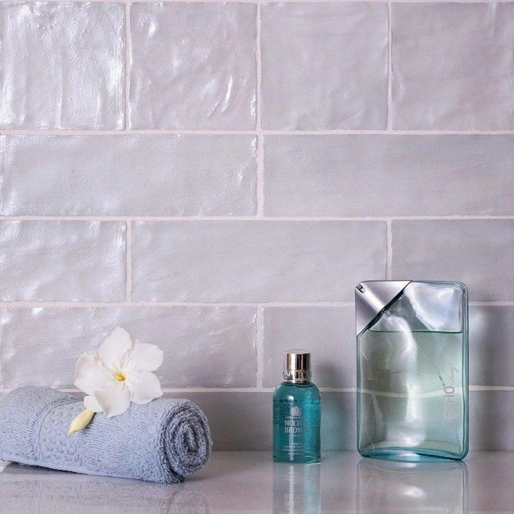 38 pack Cloud Gray 2.5 in. x 8 in. Polished and Honed Ceramic Subway Mosaic Tile (5.38 sq ft/case) - Sample