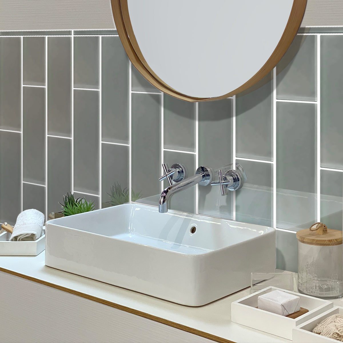 Gray 4x16 Glossy Subway Glass Tile (12 pack, 5.33 sq ft/case) - Sample